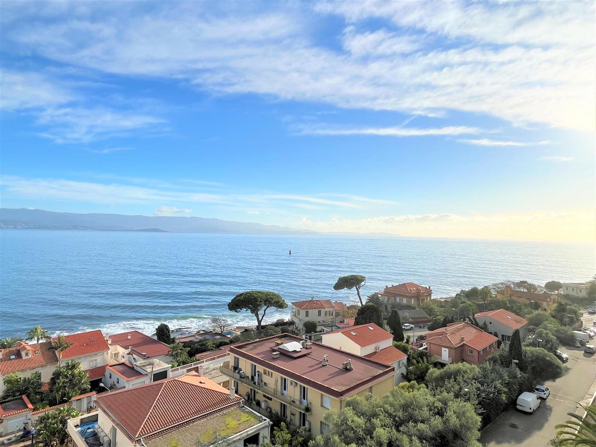 Appartement Vue Mer Carmino Ajaccio أجاكسيو المظهر الخارجي الصورة